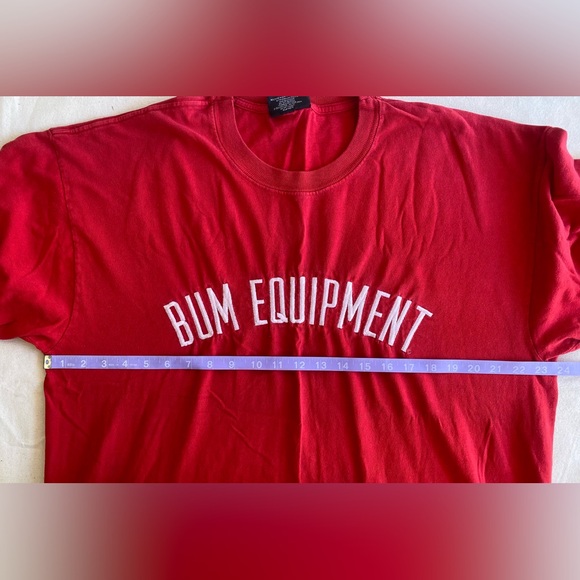 BUM Equipment Vintage 90s Embroidered Red White Spell-Out Tee Oversized Medium - Picture 5 of 6